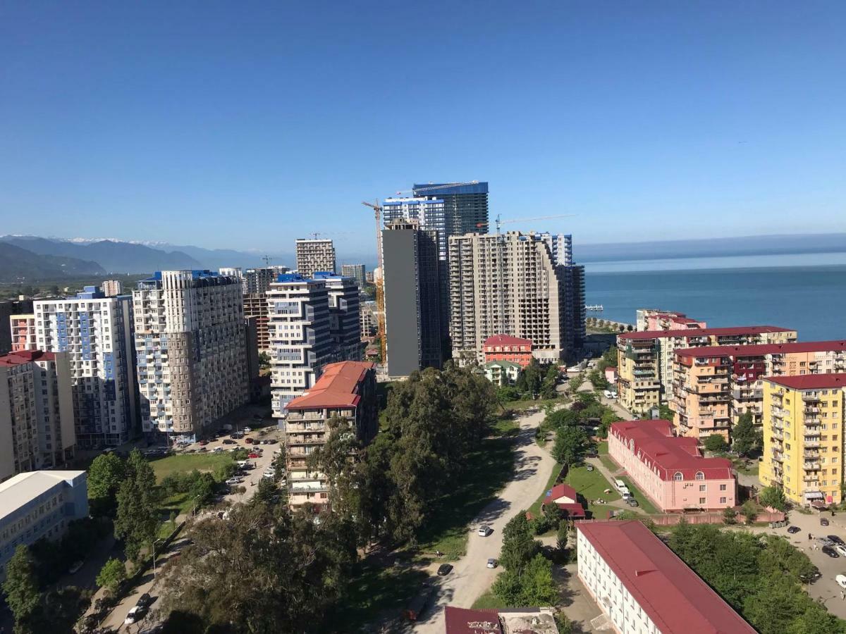 Batumi,Kobaladze 8A. Hotel Zewnętrze zdjęcie